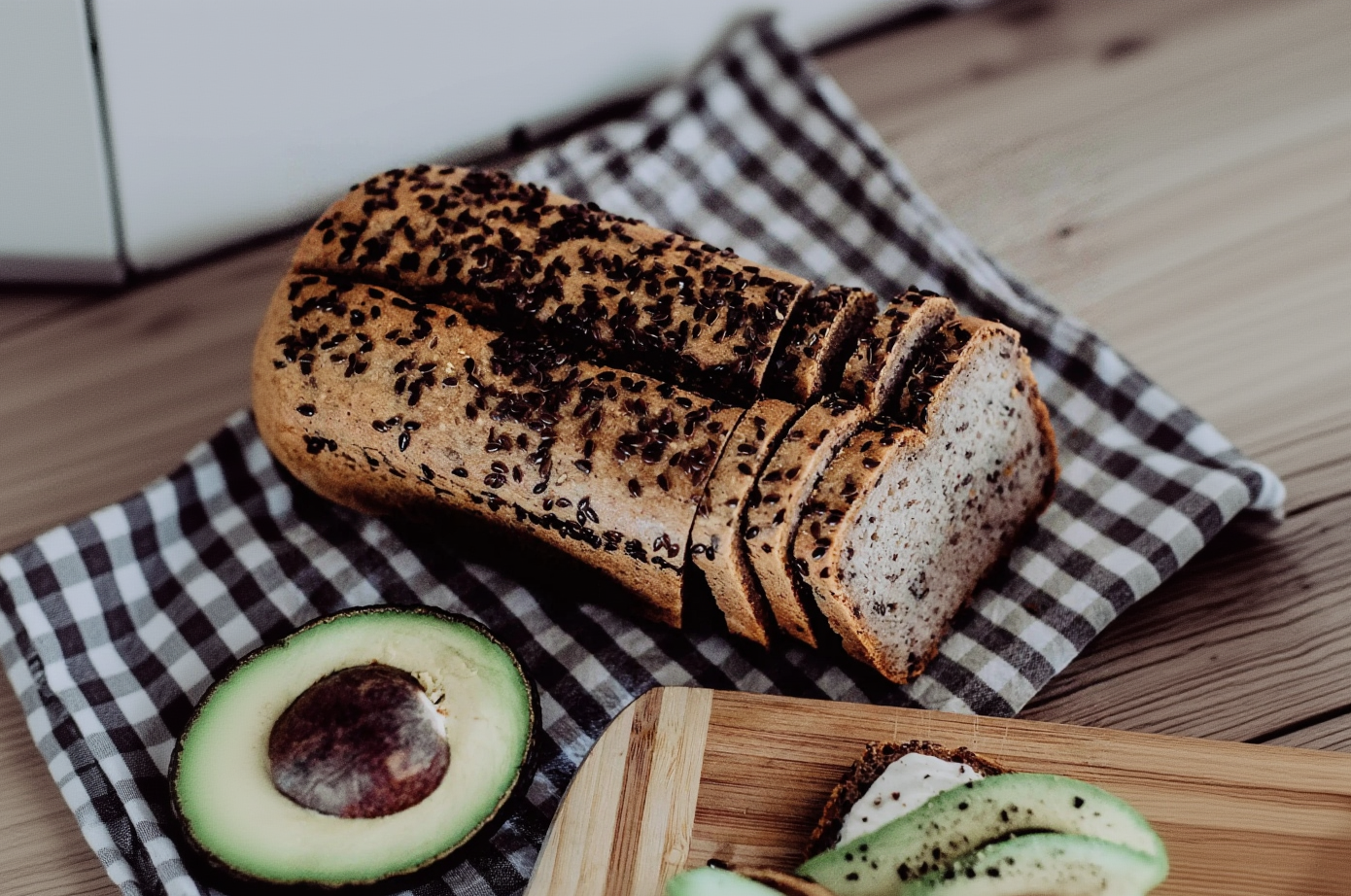 Buchweizen-Leinsamen Brot