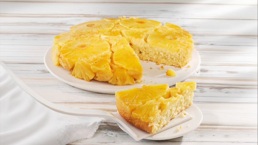 Gestürzter Ananaskuchen