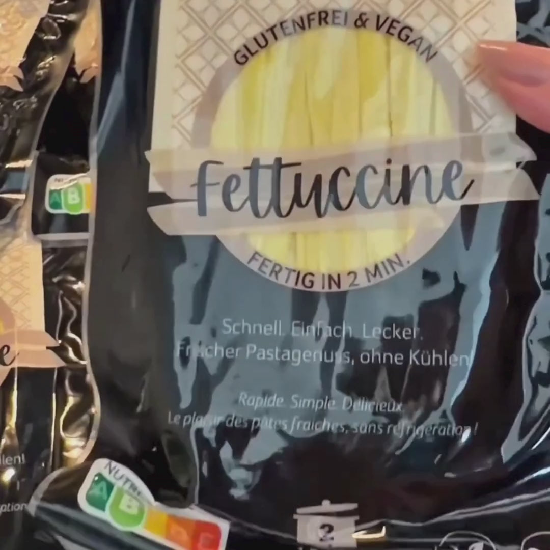 Charger la vidéo : Fettuccine KOMEKO